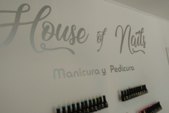 logotipo-en-vinilo-de-corte